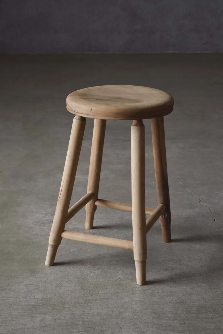 Solid Wood Round Stool with Stretcher Rails