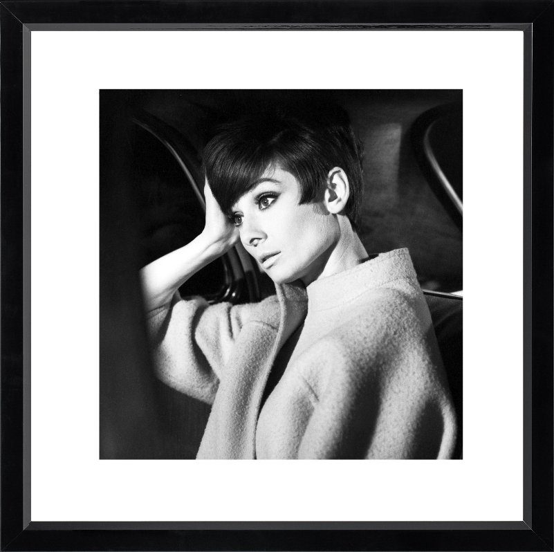 Audrey Pose