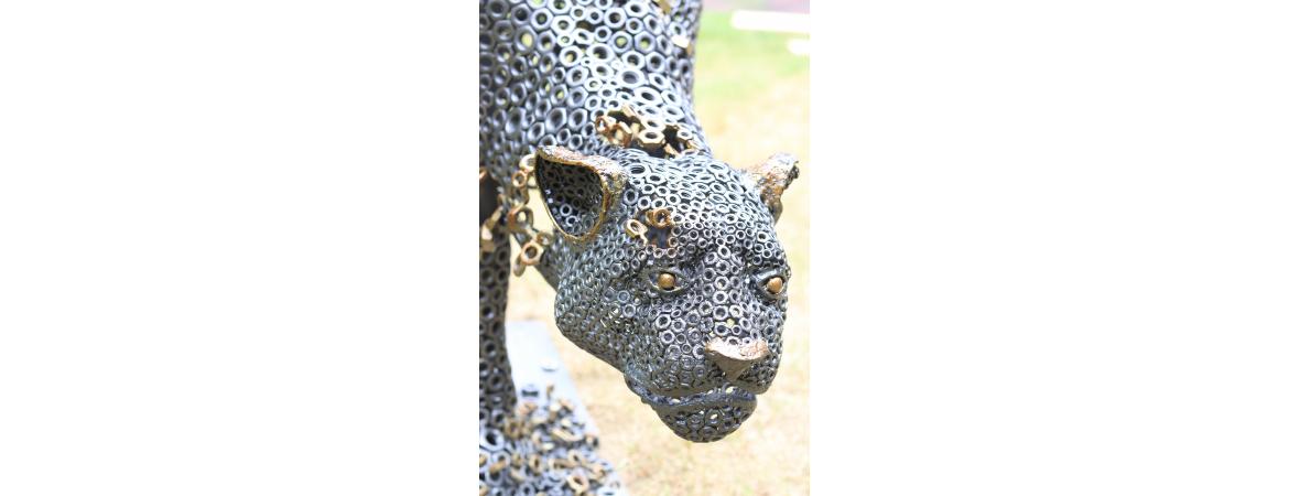 Leopard Table - Image 3