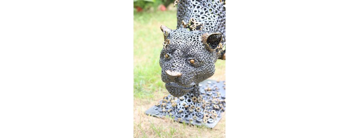 Leopard Table - Image 4