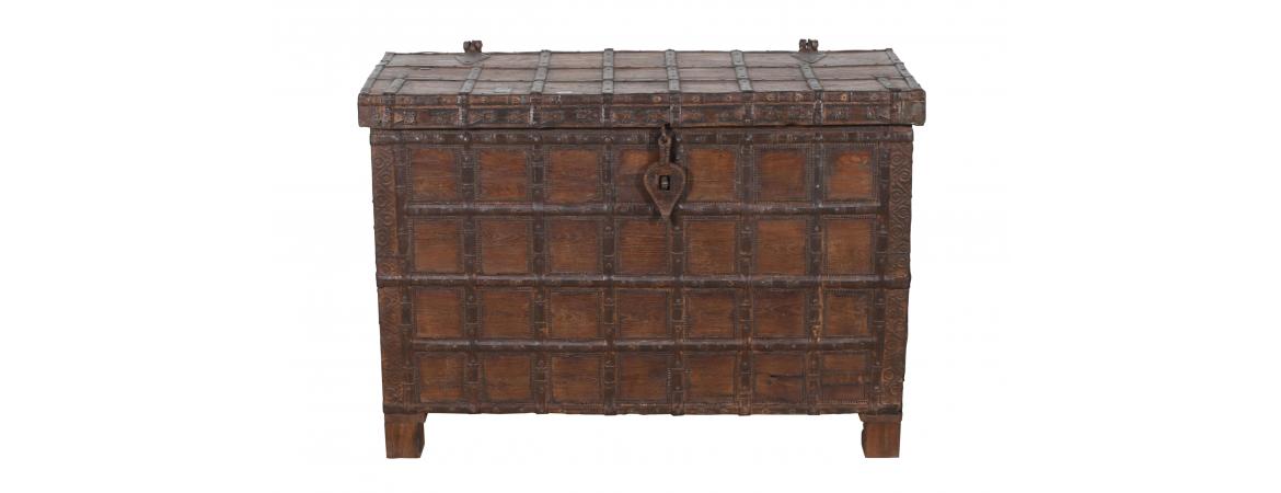 Bento Antique Console Chest