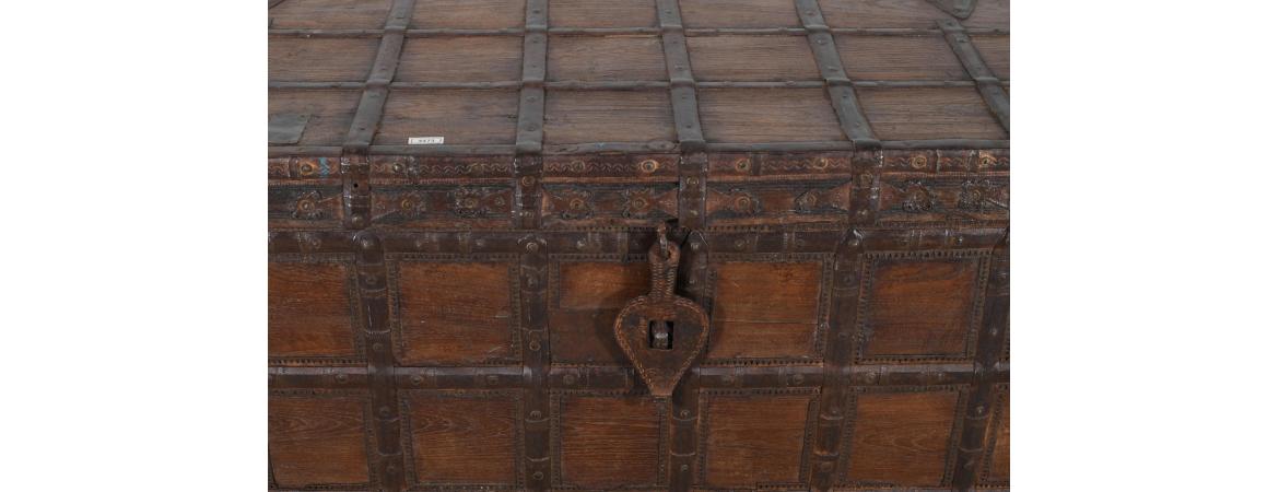 Bento Antique Console Chest - Image 2